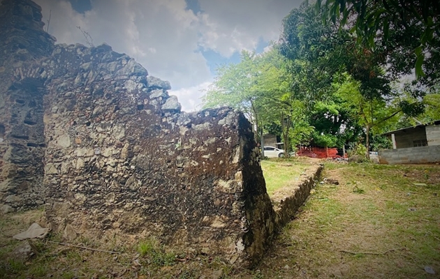 ruinas_de_bique__0.jpg ruinas_de_bique__0.jpg