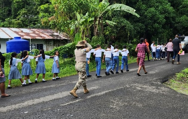 En Colón se hicieron simulacros de evacación de estudiantes y población vulnerable. Foto: Diomedes Sánchez 