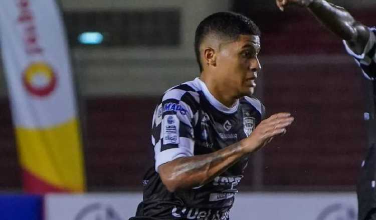 Cristian "Clikiti" Quintero del Tauro. Foto: LPF