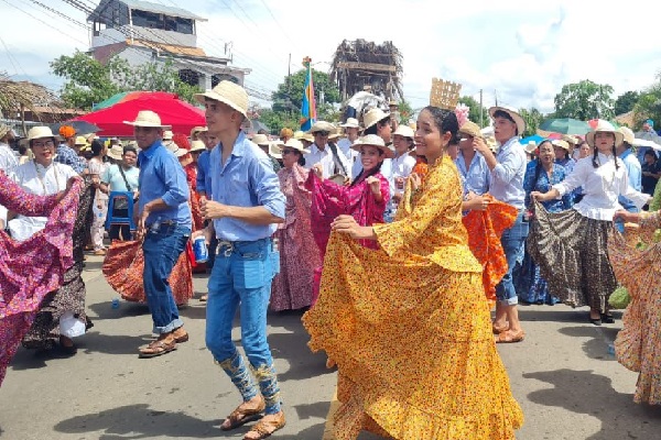 Más de 40 carretas participaron en el desfile del Festival Nacional de la Mejorana, fiesta que, según los historiadores, es la actividad folclórica más importante de Panamá. Foto. Thays Dompínguez Más de 40 carretas participaron en el desfile del Festival Nacional de la Mejorana, fiesta que, según los historiadores, es la actividad folclórica más importante de Panamá. Foto. Thays Dompínguez