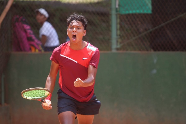 tenis-chico.jpg