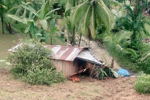 En Bocas del Toro algunas viviendas fueron afectadas. Foto. Sinaproc En Bocas del Toro algunas viviendas fueron afectadas. Foto. Sinaproc