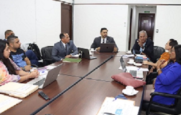 El administrador general encargado de la ARAP, Hamed Tuñón, resaltó lo que hace Open Blue Sea Farms Panama, S.A. Foto: Cortesía ARAP El administrador general encargado de la ARAP, Hamed Tuñón, resaltó lo que hace Open Blue Sea Farms Panama, S.A. Foto: Cortesía ARAP