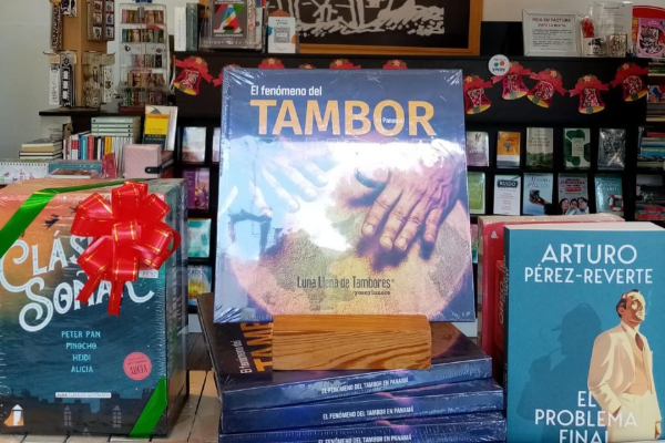 Libro 'El fenómeno del tambor en Panamá'. Foto: @lunallenadetambores Libro 'El fenómeno del tambor en Panamá'. Foto: @lunallenadetambores