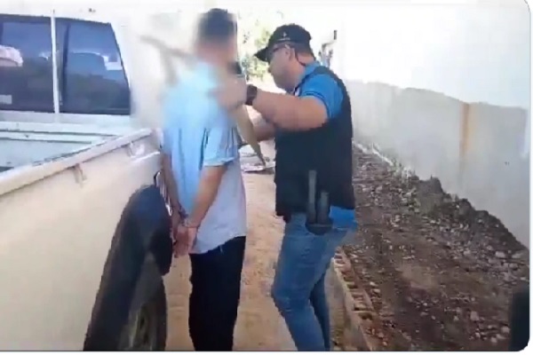 En las diligencias se recabaron indicios como equipos tecnológicos, documentos varios y otros elementos que serán remitidos a órdenes de la fiscalía a cargo de la investigación. Foto. Cortesía. Proteger y Servir En las diligencias se recabaron indicios como equipos tecnológicos, documentos varios y otros elementos que serán remitidos a órdenes de la fiscalía a cargo de la investigación. Foto. Cortesía. Proteger y Servir