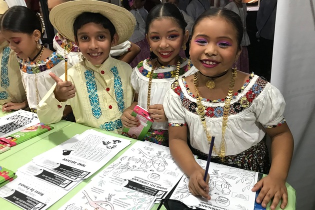 Los niños mostraron gran entusiasmo por conocer más sobre los monos. Foto: Cortesía Los niños mostraron gran entusiasmo por conocer más sobre los monos. Foto: Cortesía