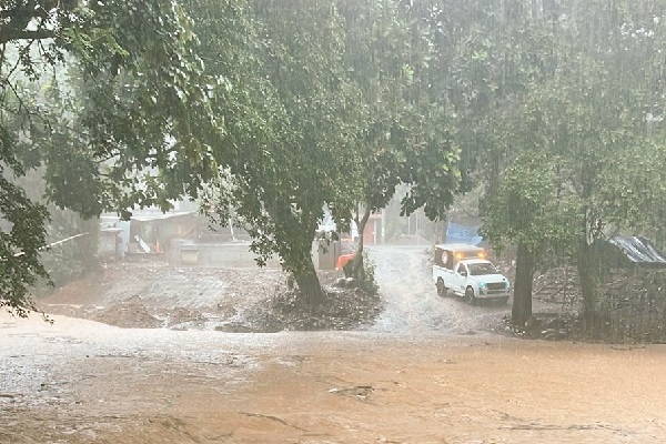 En las últimas horas se han registrado fuertes lluvias en la Comarca Ngäbe Buglé. Foto. Sinaproc En las últimas horas se han registrado fuertes lluvias en la Comarca Ngäbe Buglé. Foto. Sinaproc