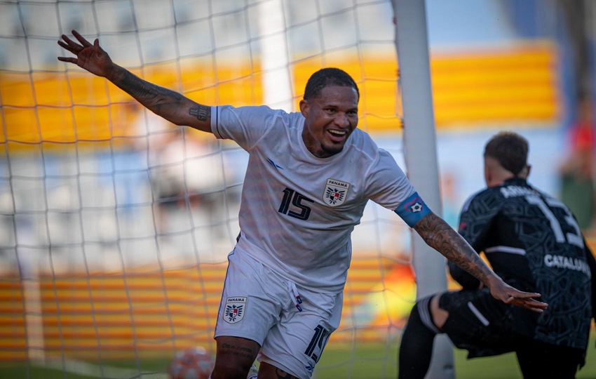 El panameño Erick Davis celebra su gol contra Catalunya. Foto: Tomada/@FCF_CAT El panameño Erick Davis celebra su gol contra Catalunya. Foto: Tomada/@FCF_CAT