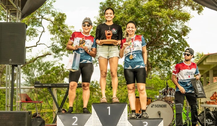 Avilés y Cianca se ganaron el derecho a competir por Panamá, tras ganar el pasado 19 de mayo los 42 kilómetros en la primera edición de la 'Ultra Panamá Series'. Foto: Cortesía Avilés y Cianca se ganaron el derecho a competir por Panamá, tras ganar el pasado 19 de mayo los 42 kilómetros en la primera edición de la 'Ultra Panamá Series'. Foto: Cortesía
