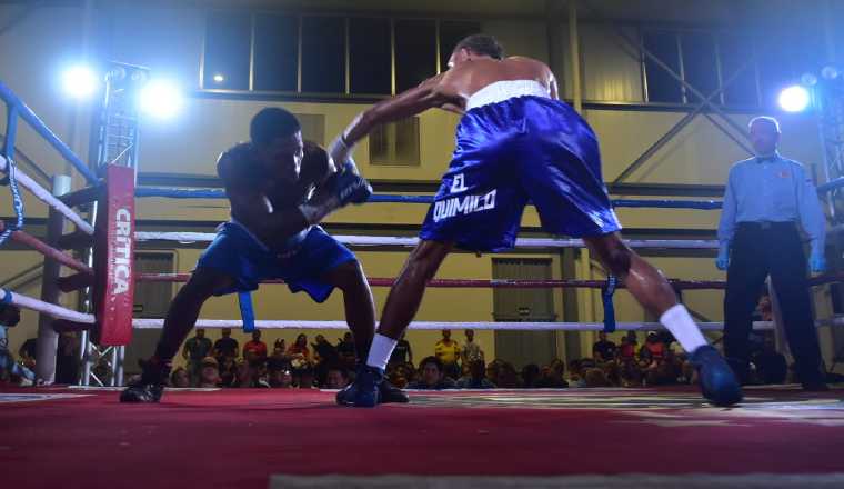 Yovani Casasola y Jaffet  'El Químico' Araúz. Foto: @lpbpromotion 