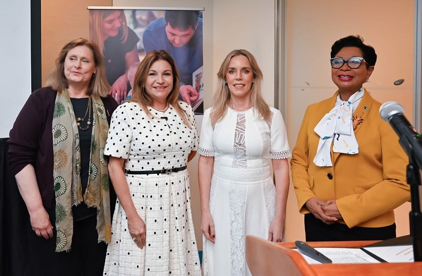 Primera Dama de Panamá durante el encuentro. Foto: Instagram Primera Dama de Panamá durante el encuentro. Foto: Instagram