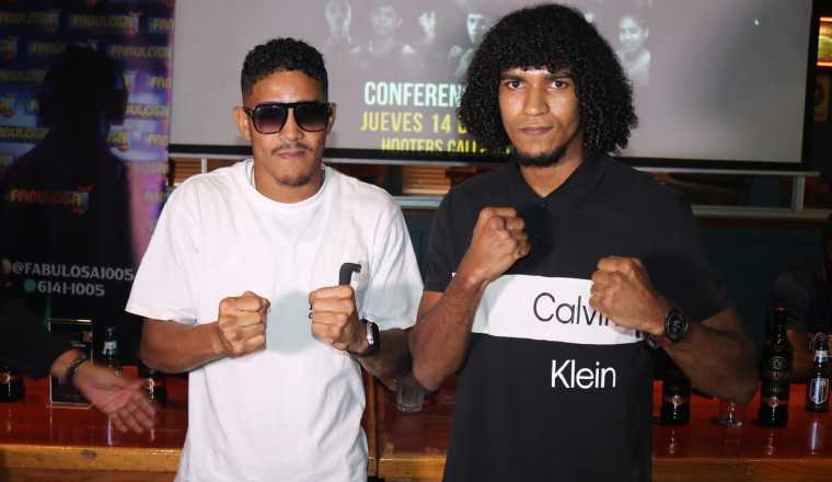 El panameño Kadir (izq.) y el colombiano Joyneer Cervera. El panameño Kadir (izq.) y el colombiano Joyneer Cervera.