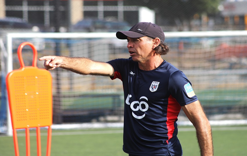 Leonardo Pipino, técnico de la Sub-17. Foto: FPF Leonardo Pipino, técnico de la Sub-17. Foto: FPF