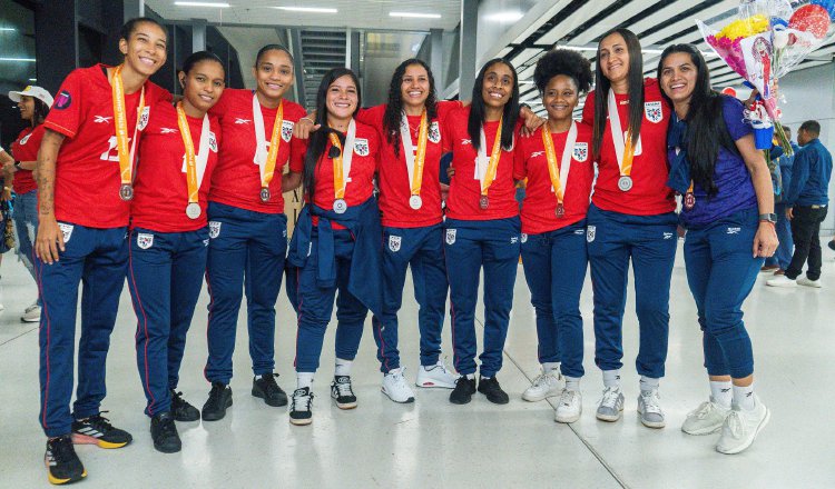 Jugadoras del equipo femenino panameño de futsal. Foto: Fepafut Jugadoras del equipo femenino panameño de futsal. Foto: Fepafut