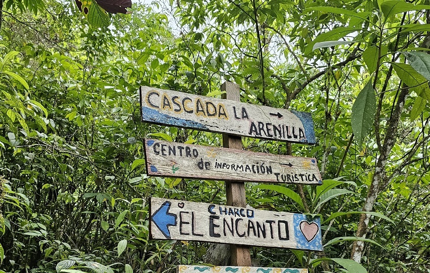 Tras un viaje de cerca de tres horas y un recorrido de más de 113 kilómetros, se llega al poblado de La Arenilla. Foto. Eric Montenegro Tras un viaje de cerca de tres horas y un recorrido de más de 113 kilómetros, se llega al poblado de La Arenilla. Foto. Eric Montenegro