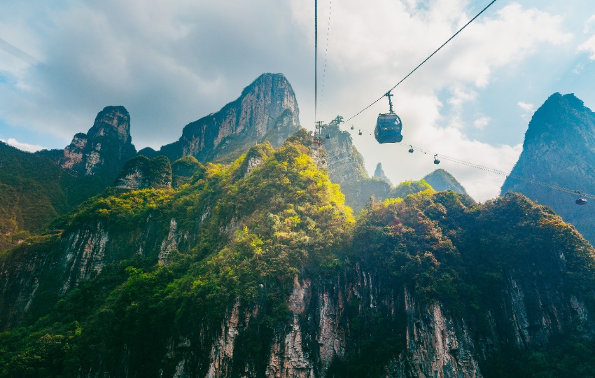 El funicular a la emblemática montaña de Tianmen. Foto: Civitatis El funicular a la emblemática montaña de Tianmen. Foto: Civitatis