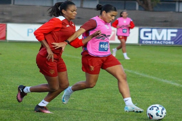 Jugadoras panameñas en los entrenamientos en Australia. Foto: FPF Jugadoras panameñas en los entrenamientos en Australia. Foto: FPF