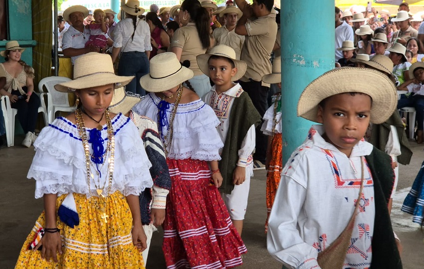 El Festival Nacional no solo enaltece las tradiciones campesinas del pueblo ocueño, sino que además se ha consolidado como un importante motor del turismo cultural en la región de Azuero. Foto. Thays domíbguez El Festival Nacional no solo enaltece las tradiciones campesinas del pueblo ocueño, sino que además se ha consolidado como un importante motor del turismo cultural en la región de Azuero. Foto. Thays domíbguez