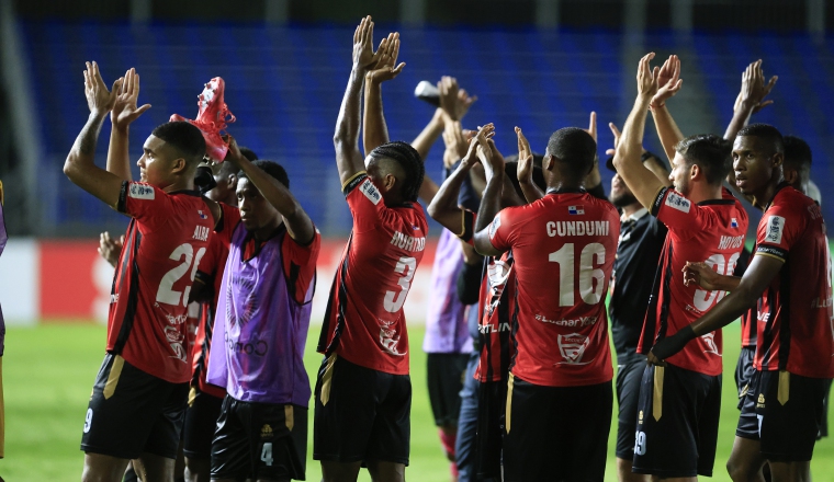 Sporting enfrenta a Real España en la Copa Centroamericana de la Concacaf. Foto: EFE Sporting enfrenta a Real España en la Copa Centroamericana de la Concacaf. Foto: EFE