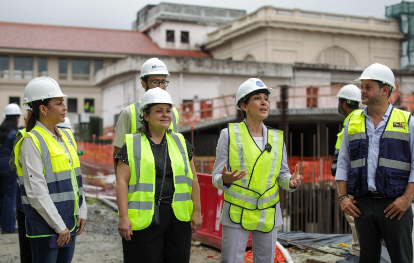 Arianne Benedetti (viceministra de Cultura) y María Eugenia Herrera (ministra de Cultura). Foto: Ministerio de Cultura Arianne Benedetti (viceministra de Cultura) y María Eugenia Herrera (ministra de Cultura). Foto: Ministerio de Cultura