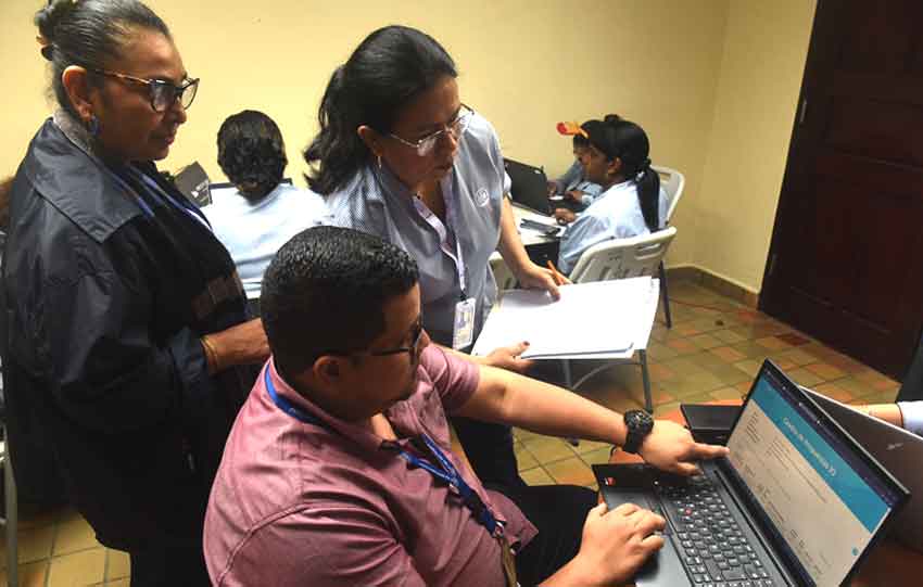 licitacion-medicamentos-css.jpg licitacion-medicamentos-css.jpg