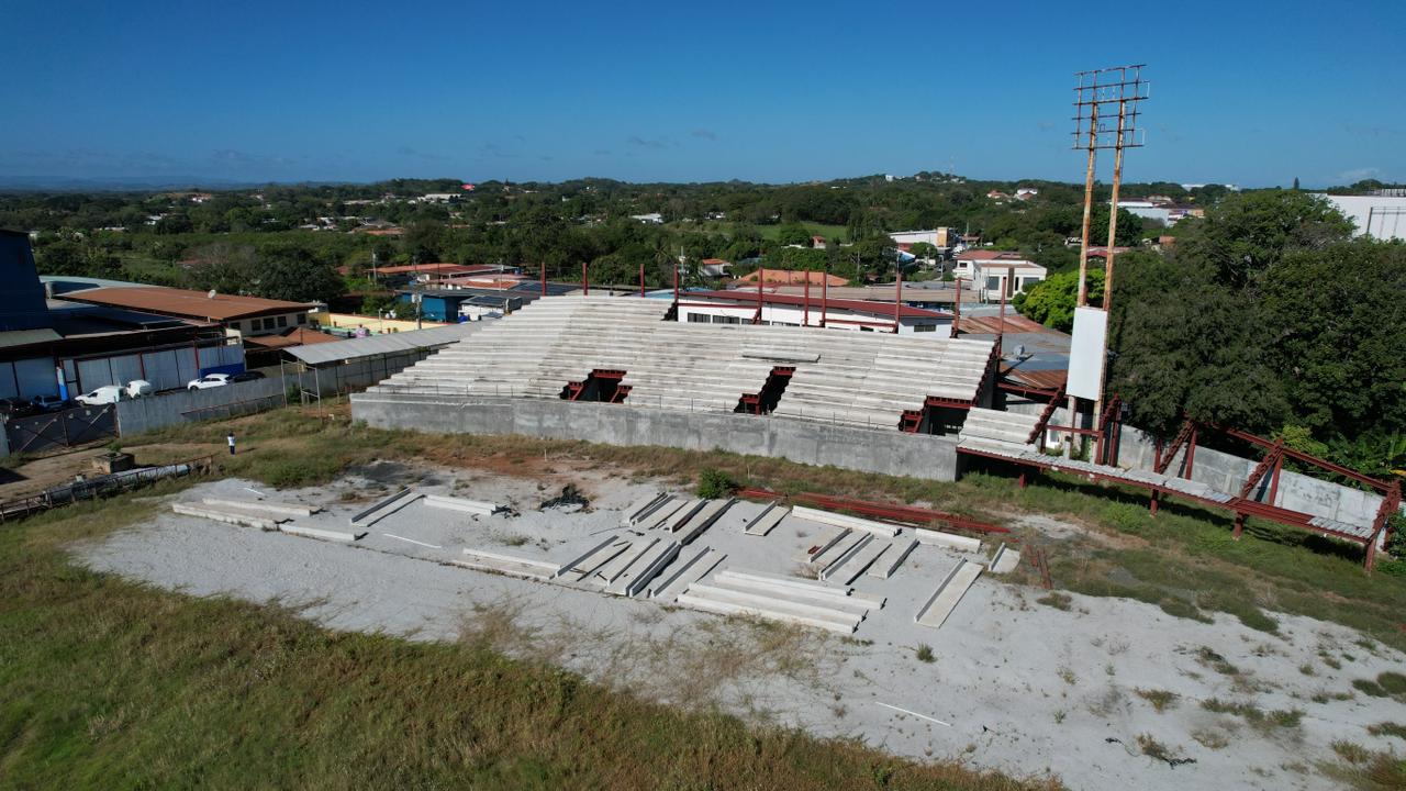 Los trabajos en el estadio Rico Cedeño de Chitré serán retomados. Foto: Pandeportes. Los trabajos en el estadio Rico Cedeño de Chitré serán retomados. Foto: Pandeportes.