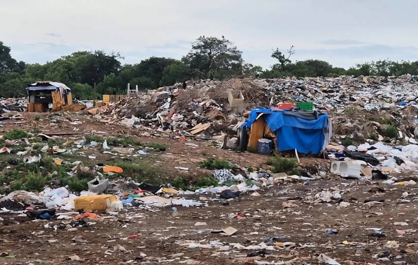 vertedero_azuero_1.jpg vertedero_azuero_1.jpg