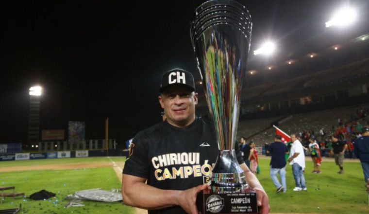 Carlos Ruiz: El exreceptor de los Filis de Filadelfia fue uno de los protagonistas del Campeonato Nacional Mayor. No solo fue nombre, sino que aportó a la causa para que Chiriquí fuera campeón.