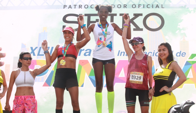 Magdaline Jepkoech, de Kenia ganó en la rama femenina. Foto:Anayansi Gamez Magdaline Jepkoech, de Kenia ganó en la rama femenina. Foto:Anayansi Gamez