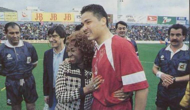 4- Rommel le gustaba la salsa, con Celia Cruz 4- Rommel le gustaba la salsa, con Celia Cruz