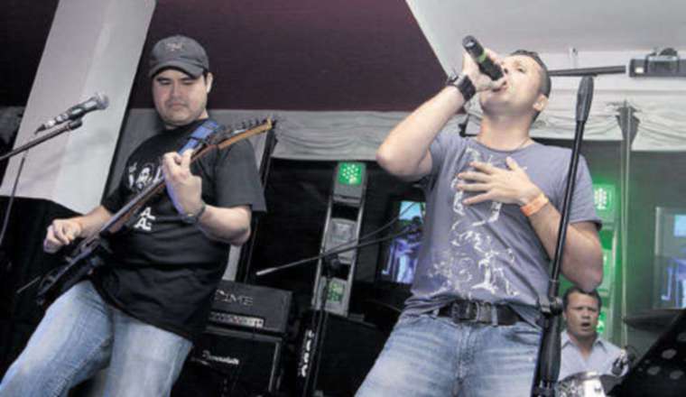 Chad Valdés, vocalista de la banda Dialecto. Chad Valdés, vocalista de la banda Dialecto. Cortesía