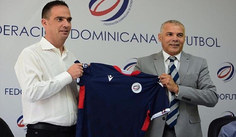 Jacque Passy (izq.) técnico de República Dominicana. Jacque Passy (izq.) técnico de República Dominicana. Foto:Twitter
