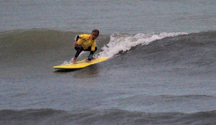 Los infantes también participan en el torneo de surf. Los infantes también participan en el torneo de surf. Foto: Cortesía