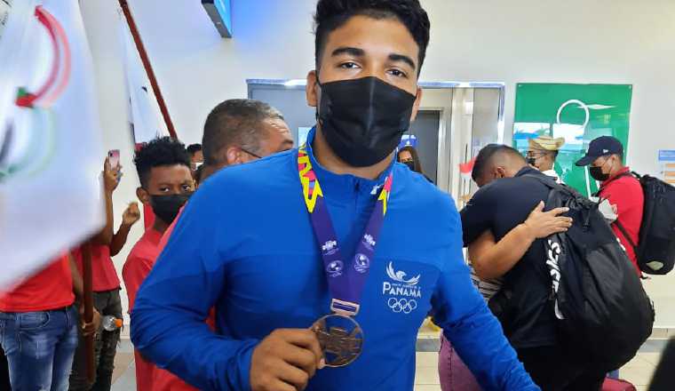 Max Madrid ganó bronce en lucha. Max Madrid ganó bronce en lucha. Foto: Pandeportes
