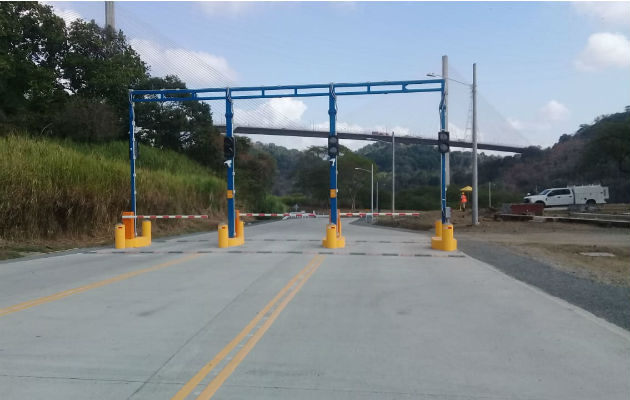 Roberto Roy ministro de asuntos del Canal resaltó que los camiones que no tengan dinero no podrán pasar. Foto/Clarissa Castillo Roberto Roy ministro de asuntos del Canal resaltó que los camiones que no tengan dinero no podrán pasar. Foto/Clarissa Castillo