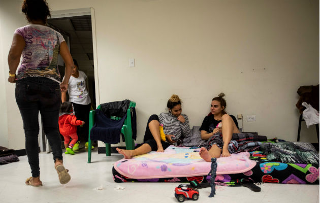 Miles de cubanos están varados en Ciudad Juárez, en frontera México-EE.UU. Migrantes cubanos en un albergue de la fronteriza Ciudad Juárez, en el estado de Chihuahua (México). Foto: EFE.