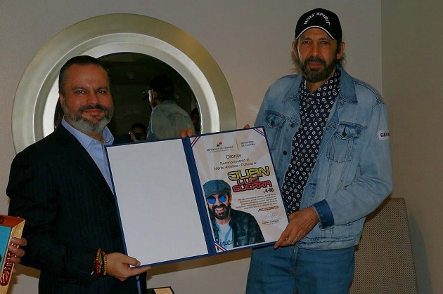 Juan Luis Guerra se presento ayer el Rommel Fernández. Juan Luis Guerra se presento ayer el Rommel Fernández.