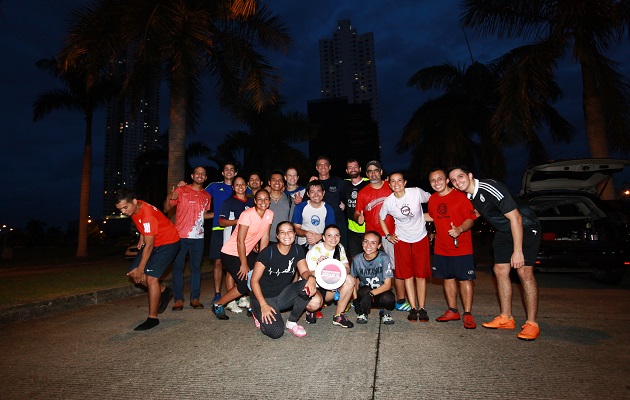 Frisbee crece en Panamá. Foto: Anayansi Gamez Frisbee crece en Panamá. Foto: Anayansi Gamez