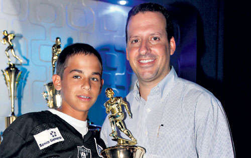 <p>Mini. Jorge Luis Zubieta fue el más caballeroso.</p>