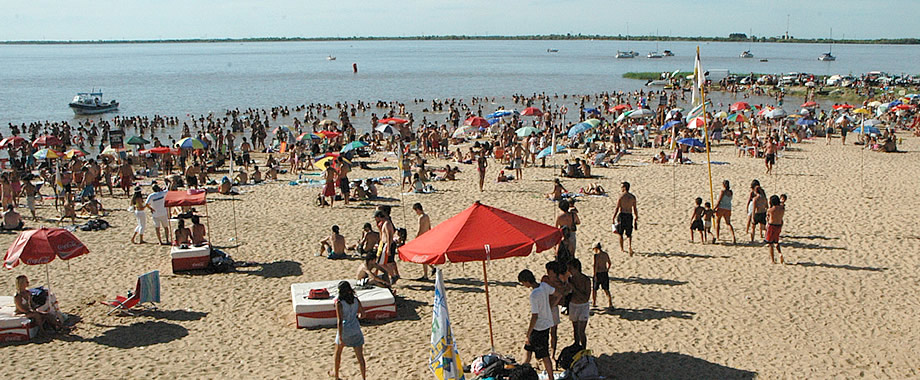 Playa en Paraná. Foto/Página web oficial<br>