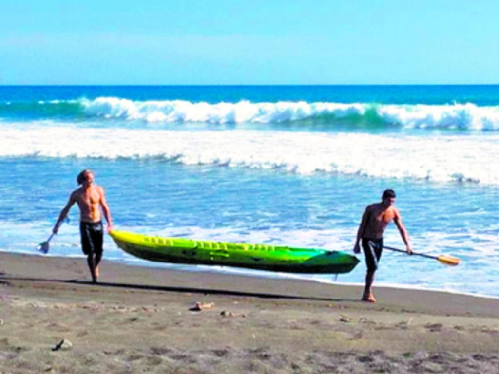En Cambutal se alquilan kayaks.