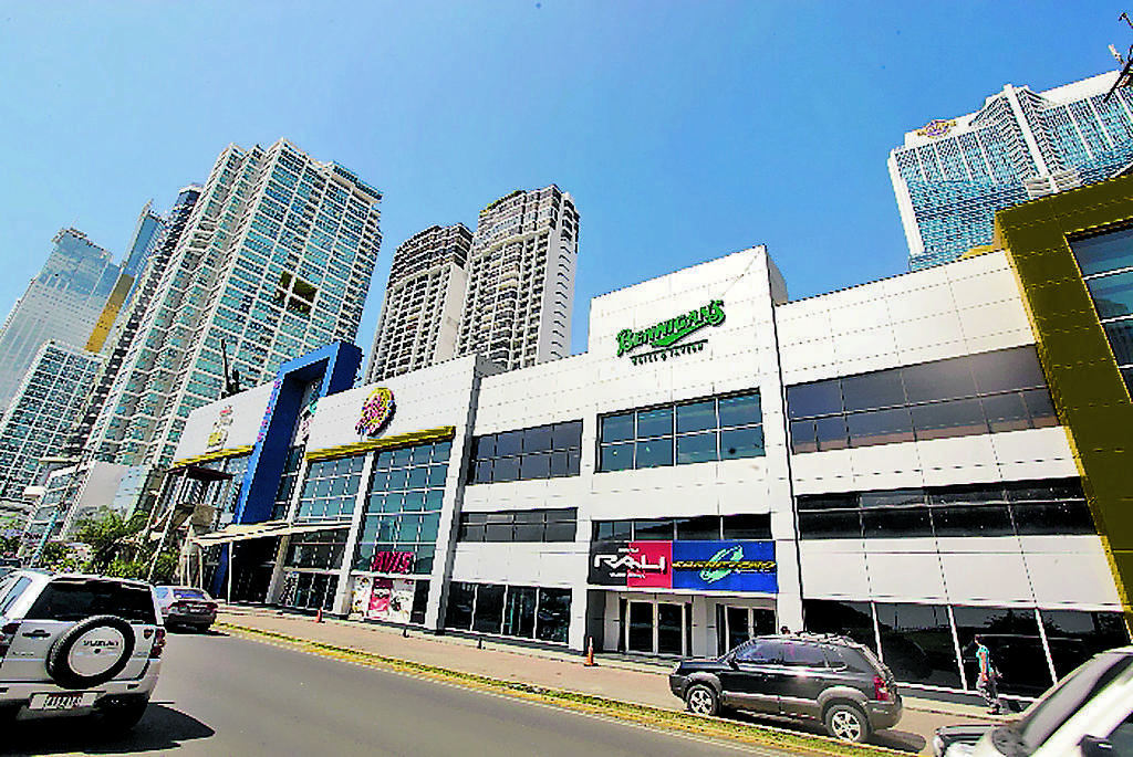 Metros. El negocio inmobiliario sigue pujante en el área.(Carlos Lemo)