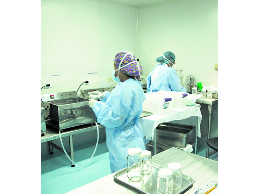 Personal. En el banco hay un equipo especializado y capacitado con todos los medios técnicos necesarios. Está diseñado con los más altos estándares de bioseguridad, para garantizar una leche segura.