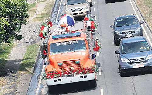 <p>Recorrido por calles.</p>