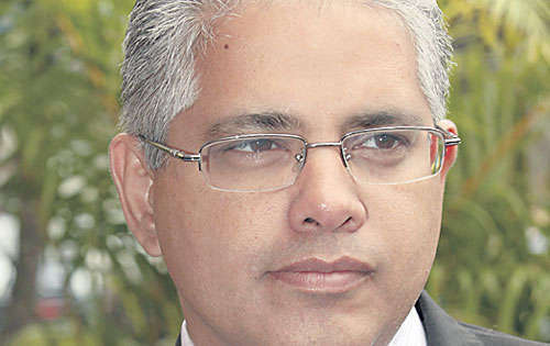 <p>Nuestro partido reitera que hubo amenazas por parte del presidente para que el alcalde renunciara a su cargo.</p>