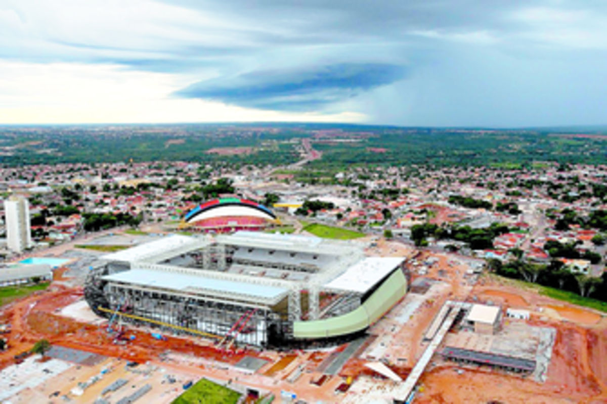 El estadio de Cuiabá, cuya inauguración está prevista para enero según el Ministerio de Deportes de Brasil, será sometido a prueba en la segunda mitad de febrero, dijeron autoridades del Estado de Mato Grosso. (Estadio de Cuiabá)