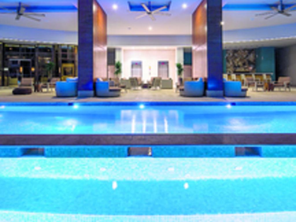 Otra alternativa, la piscina del Waldorf Astoria en Calle Uruguay.(Cortesía: Waldorf Astoria)
