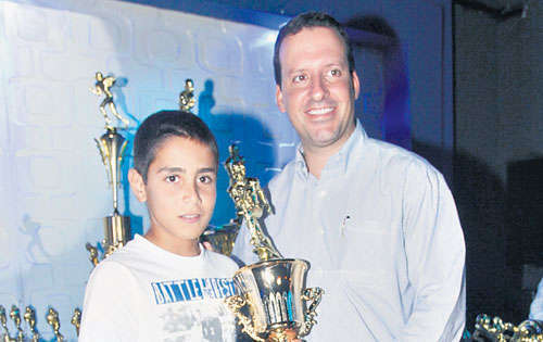 <p>Mini. Gabriel Cardoze (i) fue el novato del año.</p>