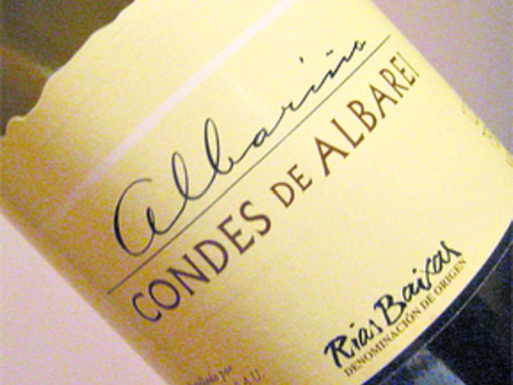 El Albariño posee un aroma floral y un sabor frutal con olor a albaricoques.(Aníbal Villa-Real)