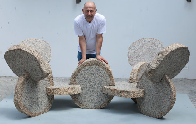 Algunas de las esculturas de Manolo Paz. Foto/Aurelio Herrera